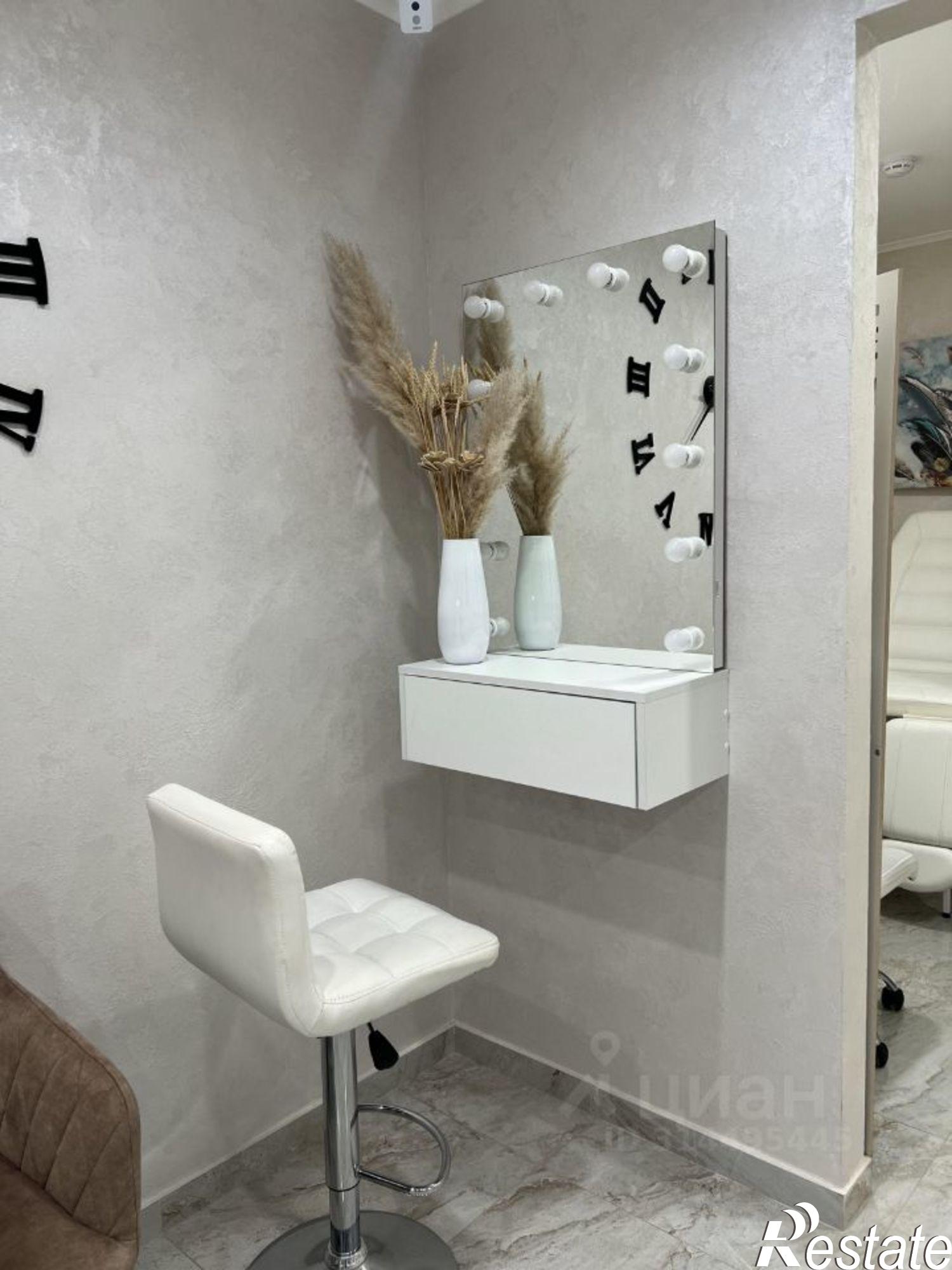 Купить помещение свободного назначения за 8 792 200 рублей на ул Заслонова, 9