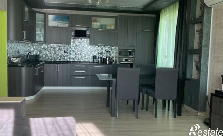 3-комн квартира Республика Татарстан (Татарстан), Казань, улица Сибгата Хакима, 40