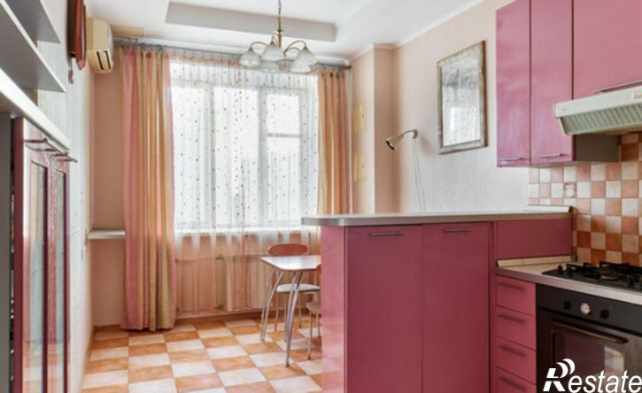 3-комн квартира Республика Татарстан (Татарстан), Казань, улица Марселя Салимжанова, 15/8Б