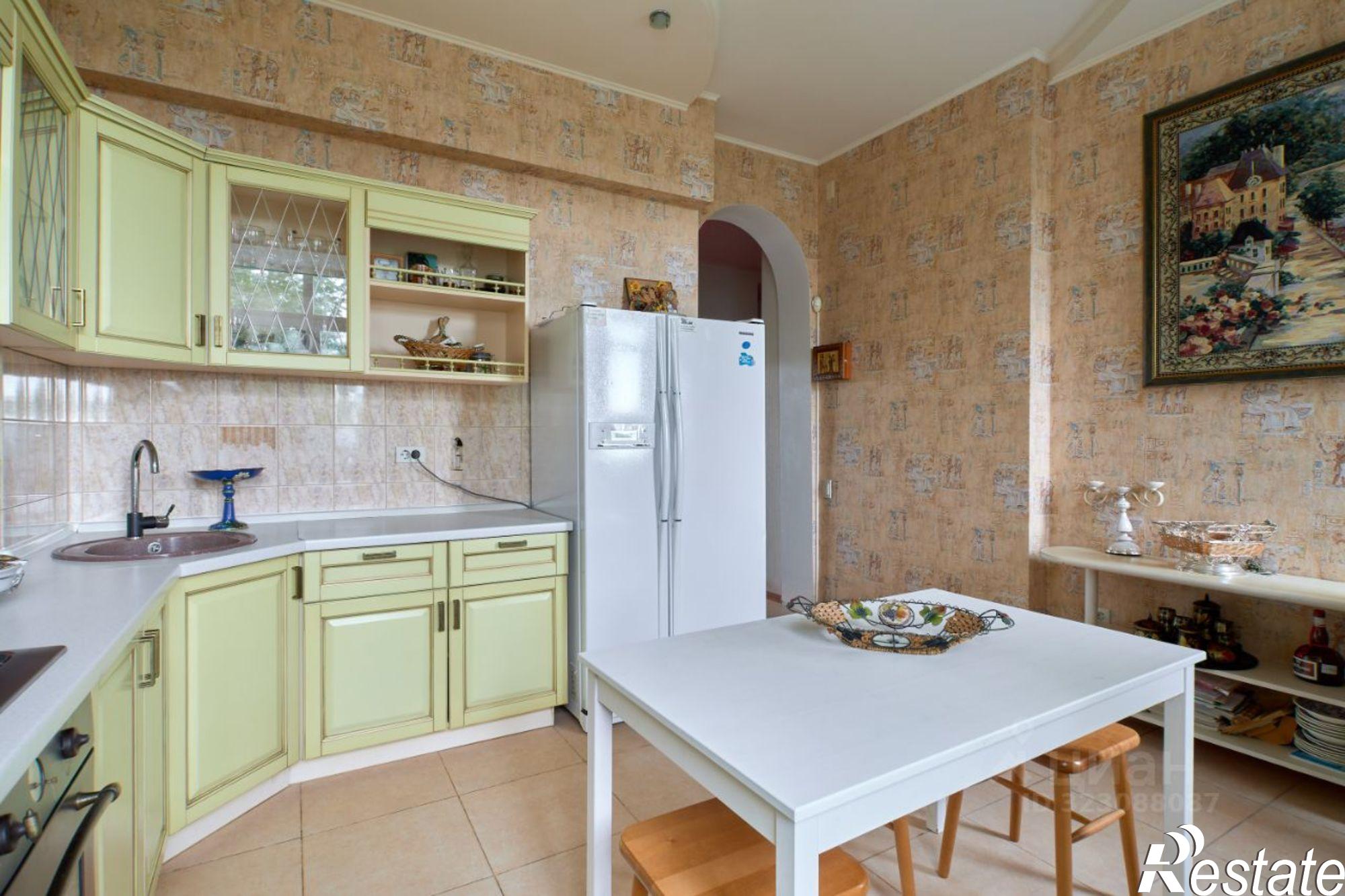 Купить квартиру за 28 000 000 рублей на Казань