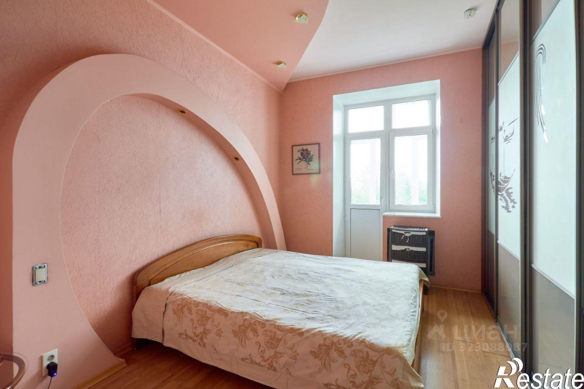 Купить квартиру за 28 000 000 рублей на Казань