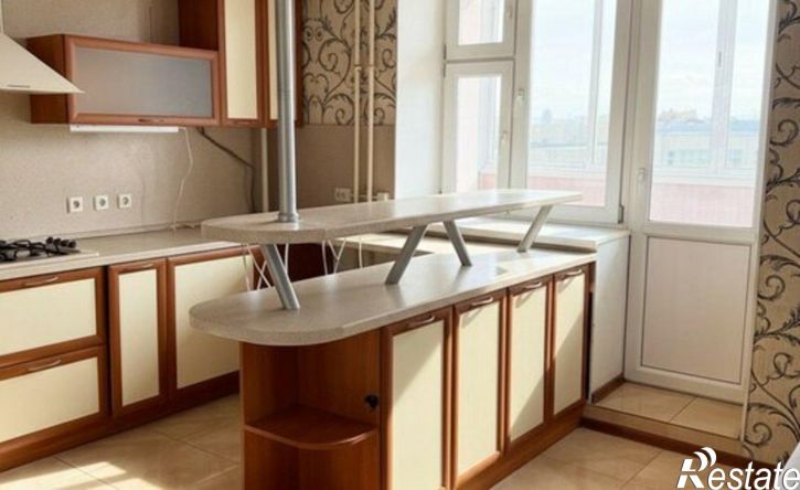 3-комн квартира Республика Татарстан (Татарстан), Казань, Вахитовский район, улица Калинина, 52