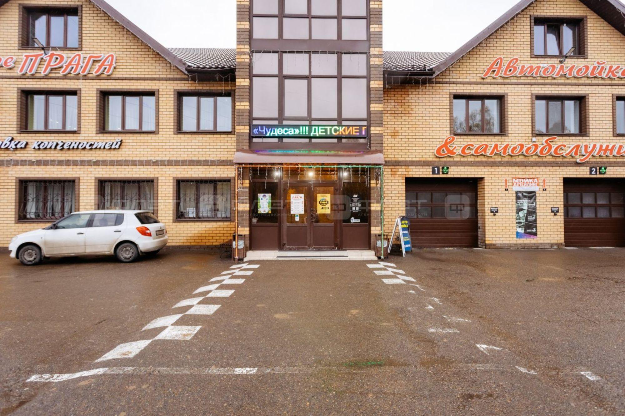 Купить помещение свободного назначения за 188 000 000 рублей на ул. Октябрьская, дом 28