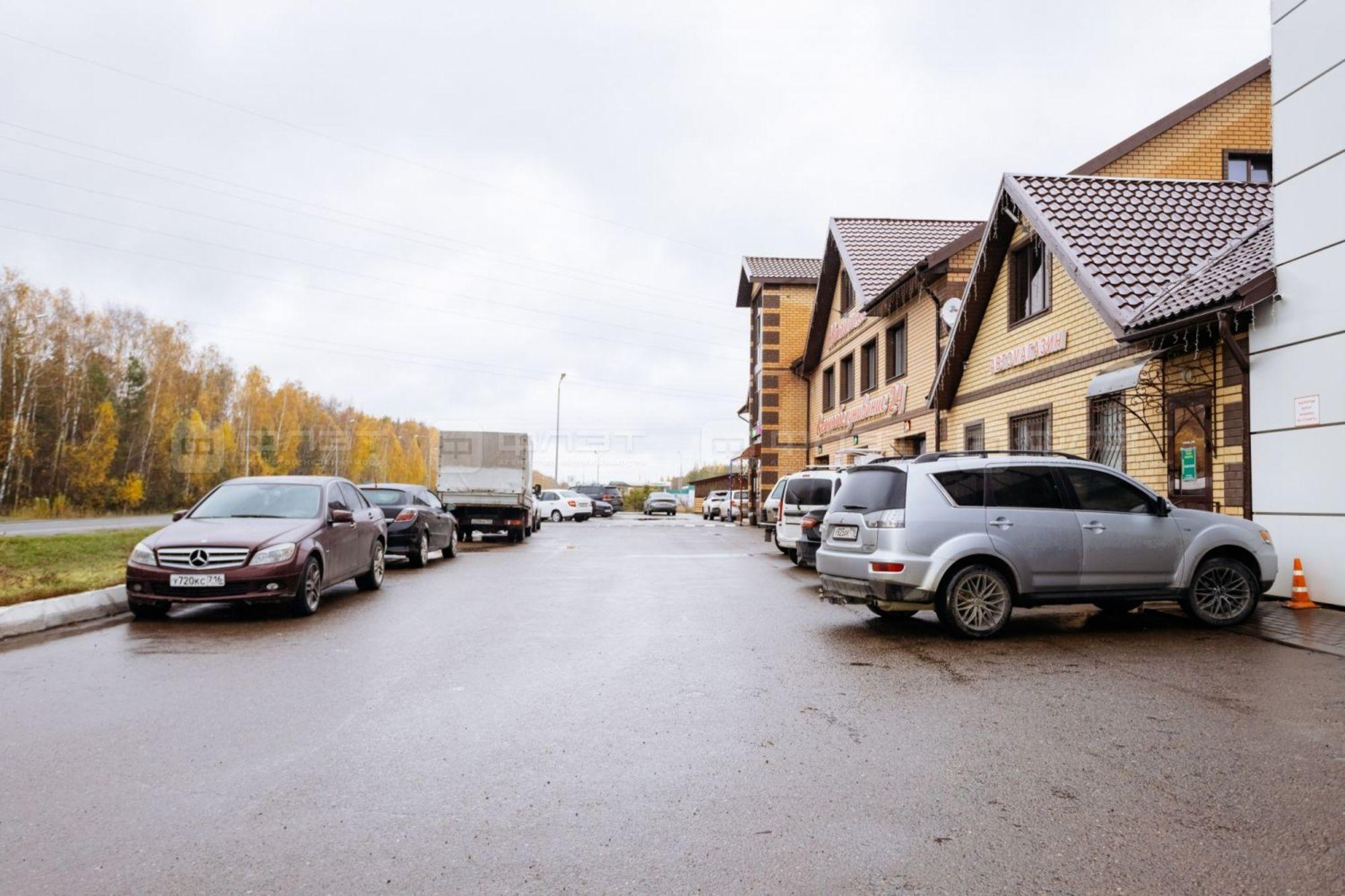 Купить помещение свободного назначения за 188 000 000 рублей на ул. Октябрьская, дом 28