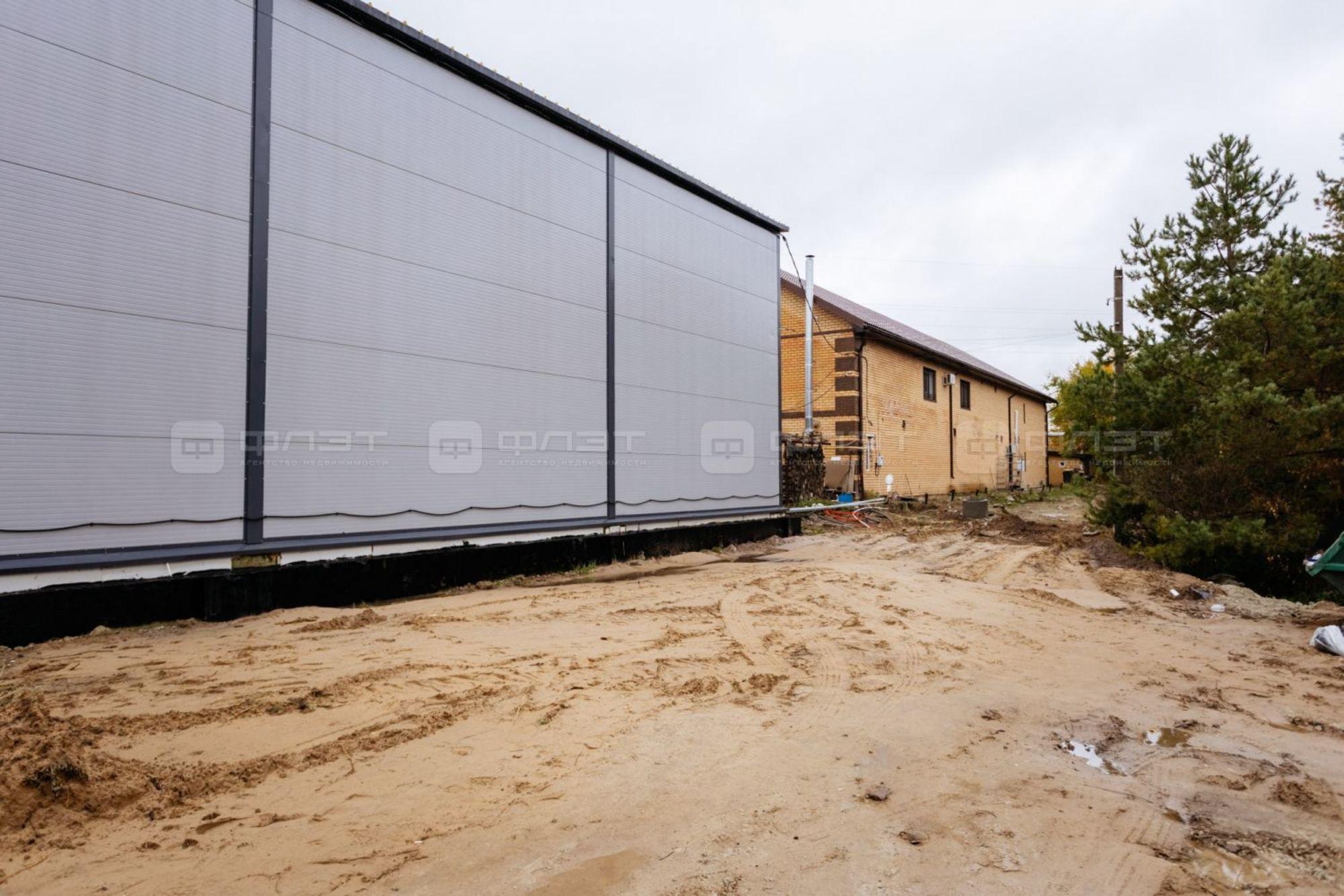 Купить помещение свободного назначения за 188 000 000 рублей на ул. Октябрьская, дом 28