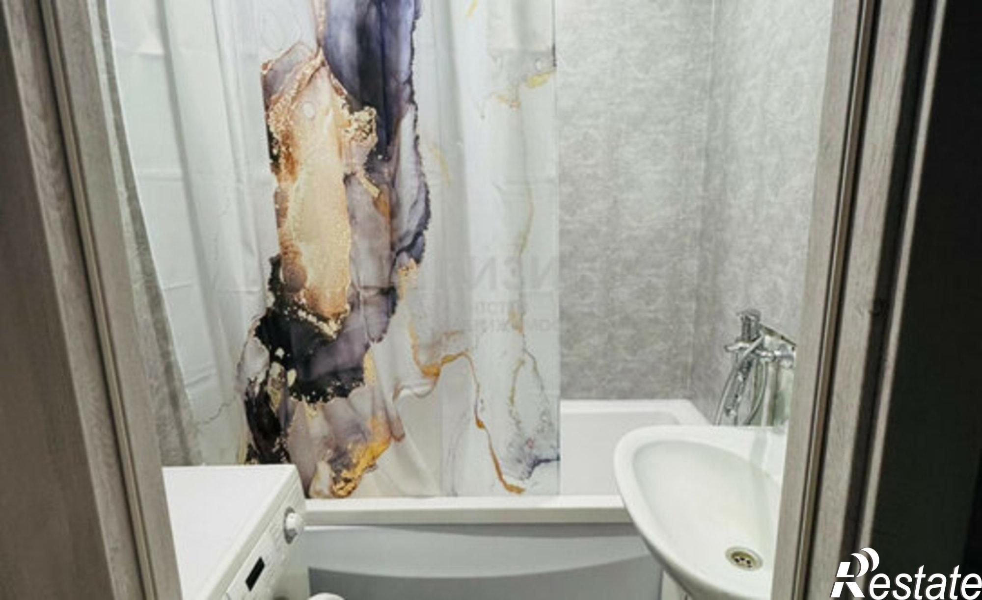 Купить квартиру за 4 500 000 рублей на улица Изыскателей, 4/4