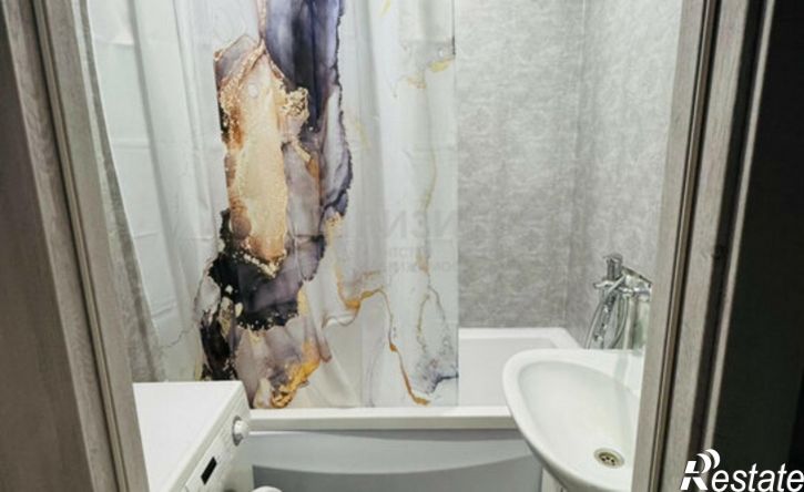 3-комн квартира улица Изыскателей, 4/4,  д. 4/4