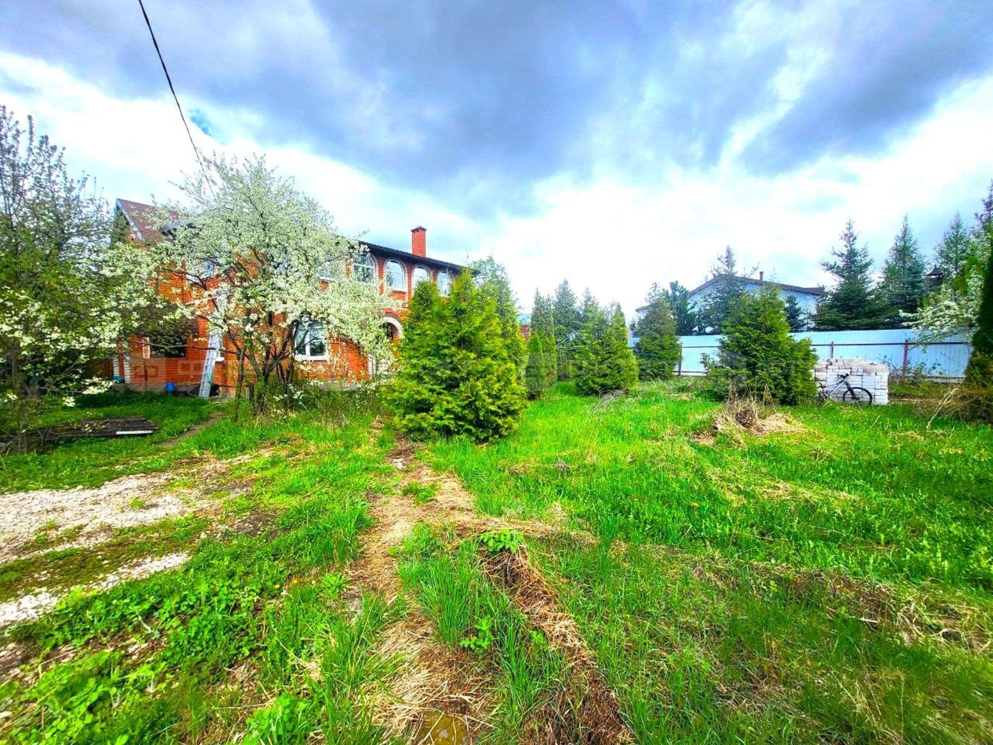 Купить дачу, дом, коттедж за 10 700 000 рублей на ул. Кооперативная