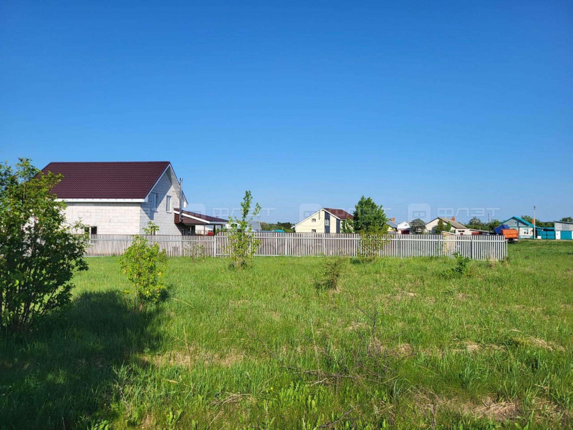 Купить землю, земельный участок за 444 000 рублей на ул. Новаторов