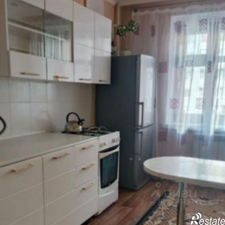 2-комн квартира ул Комарова, 11А,  д. 11А