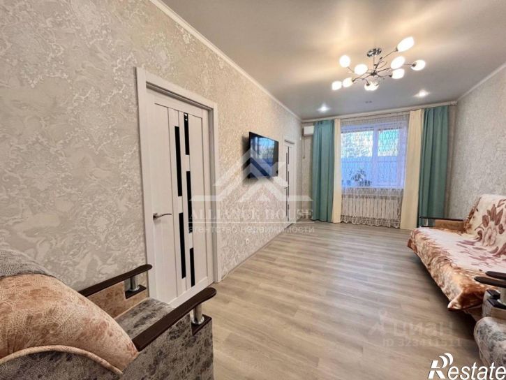 3-комн квартира улица Комарова, 29А,  д. 29А