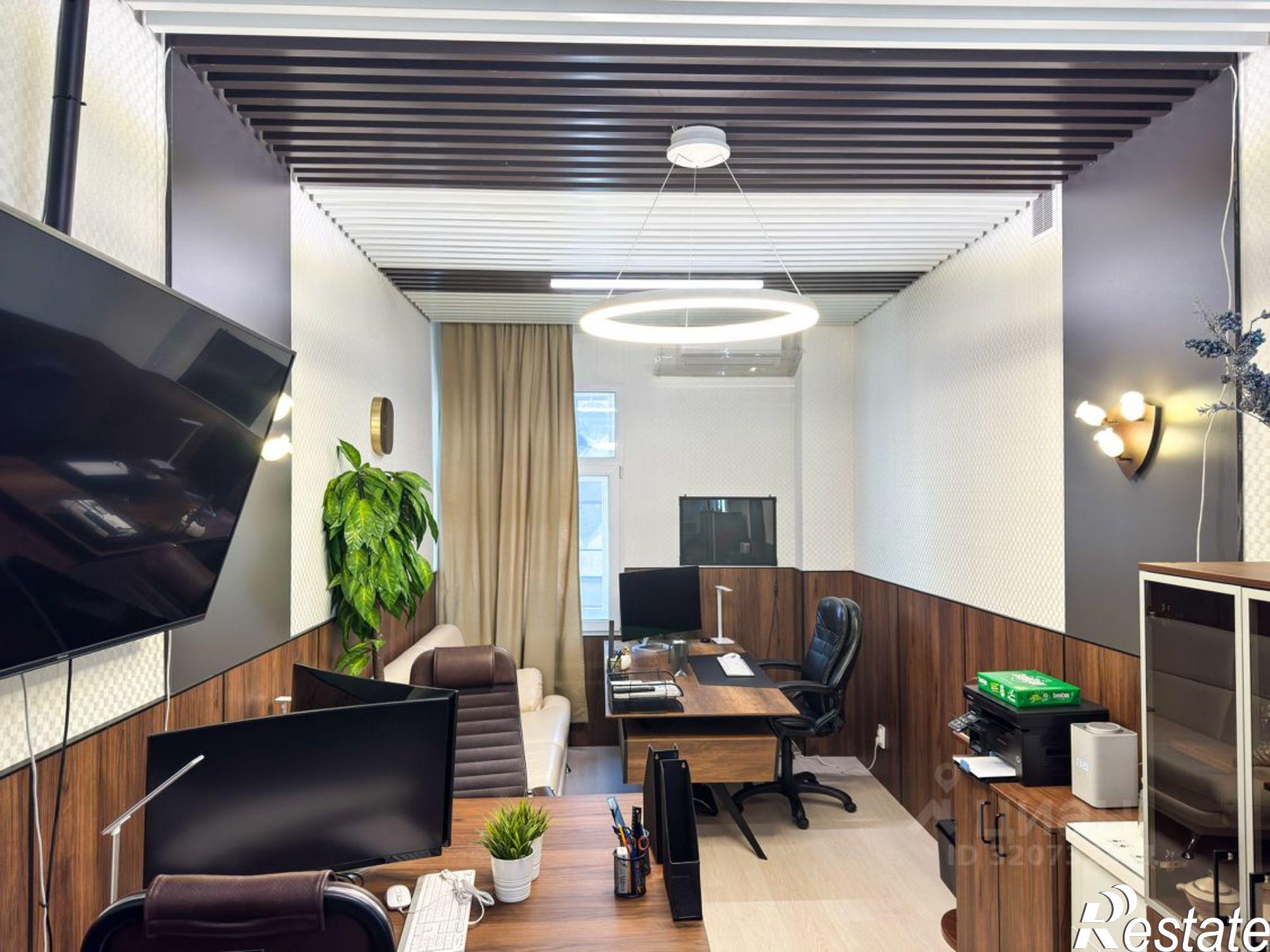 Сдать офис, помещение под офис за 204 817 рублей на Казань