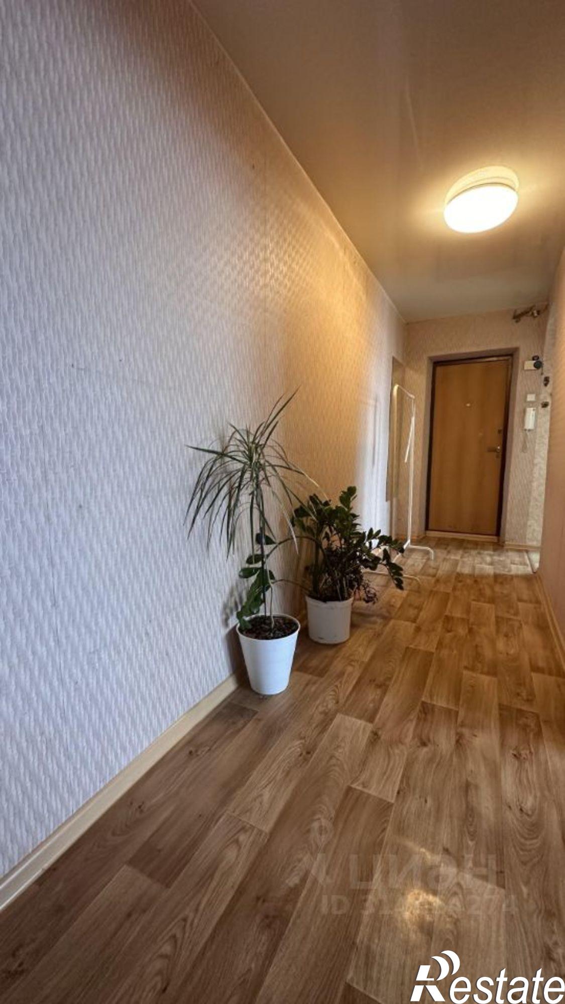 Купить квартиру за 9 400 000 рублей на Казань