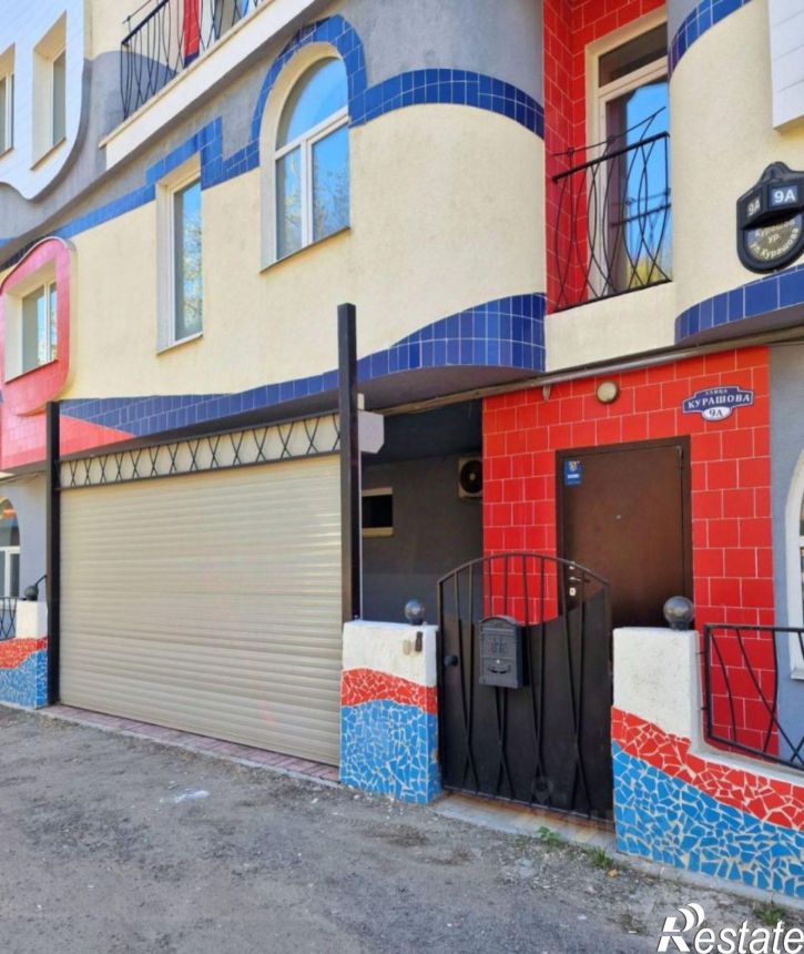 6-комн квартира Казань, Курашова ул., 9а