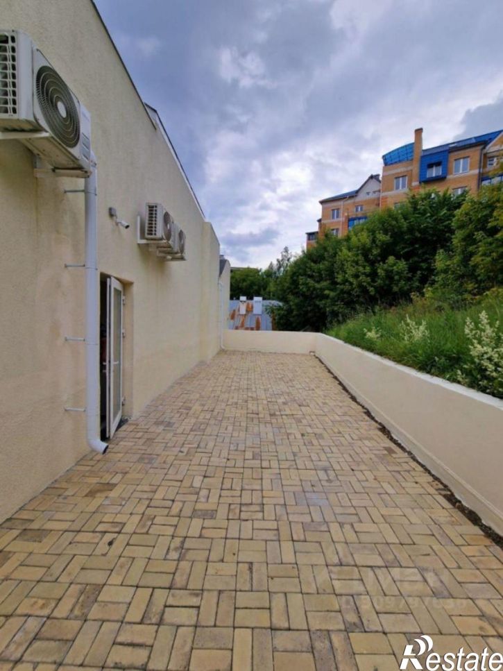 6-комн квартира Казань, Курашова ул., 9а