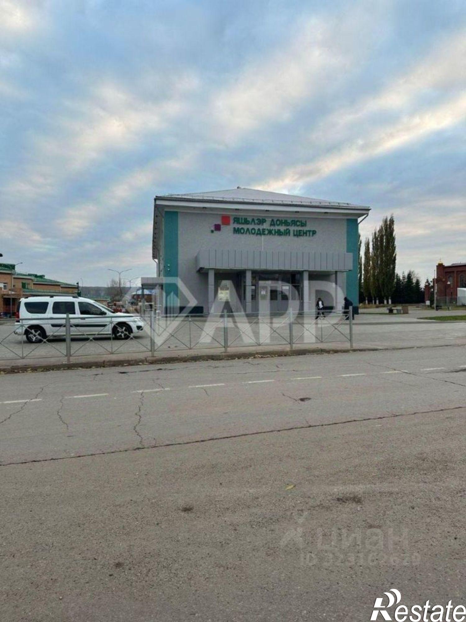 Сдать ОСЗ, отдельно стоящее здание за 181 500 рублей на ул Вахитова, 17