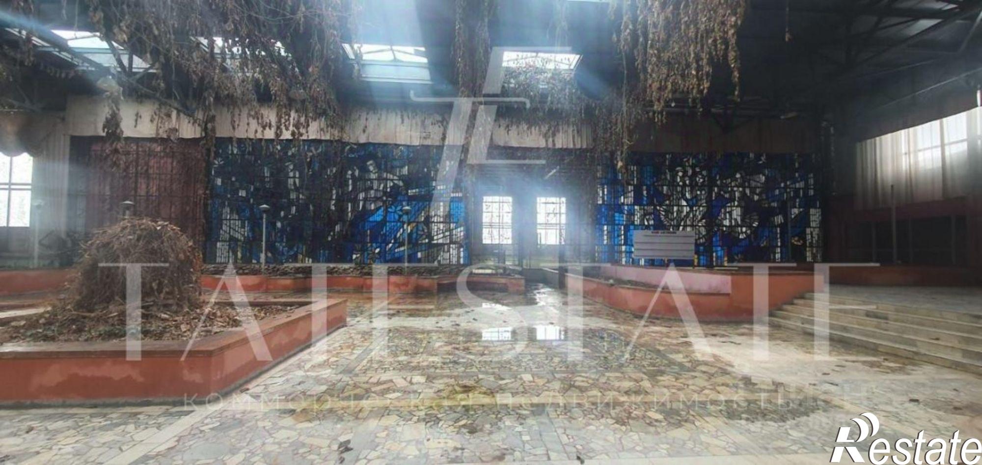 Купить складское помещение за 99 003 800 рублей на ул Советская, 5