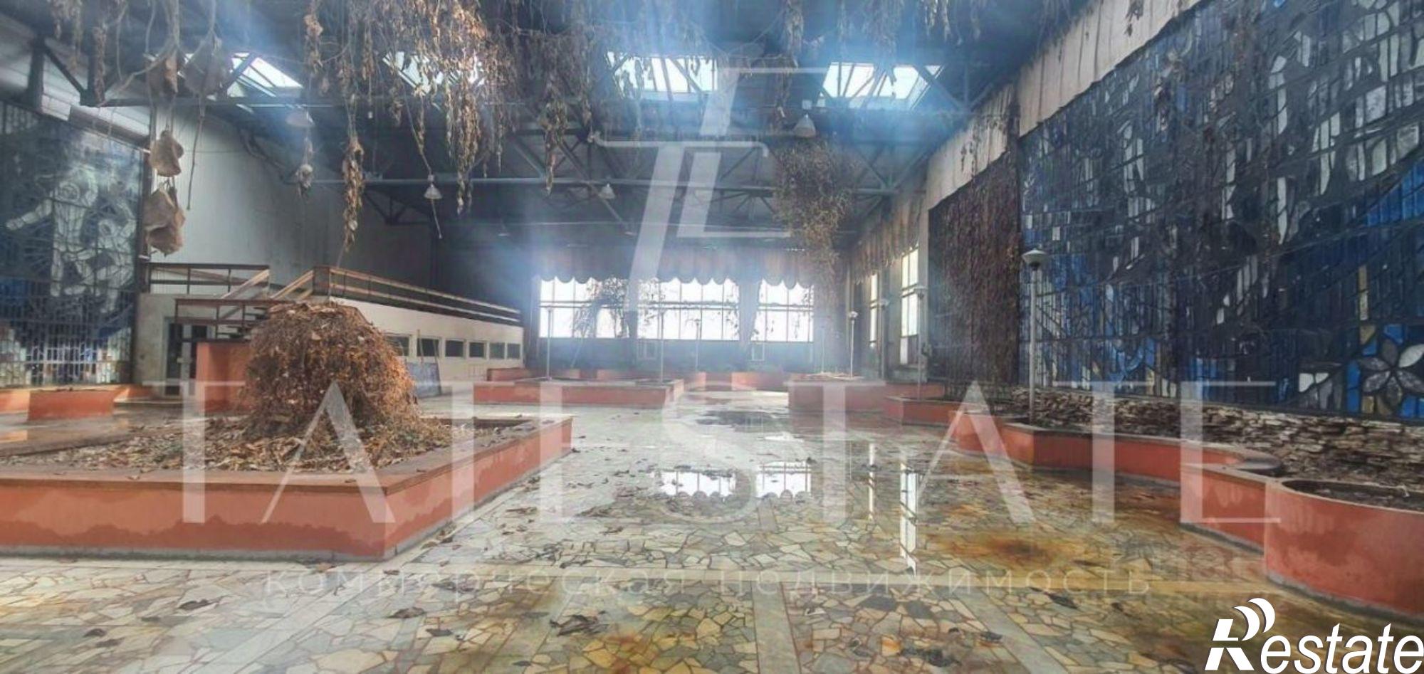 Купить складское помещение за 99 003 800 рублей на ул Советская, 5