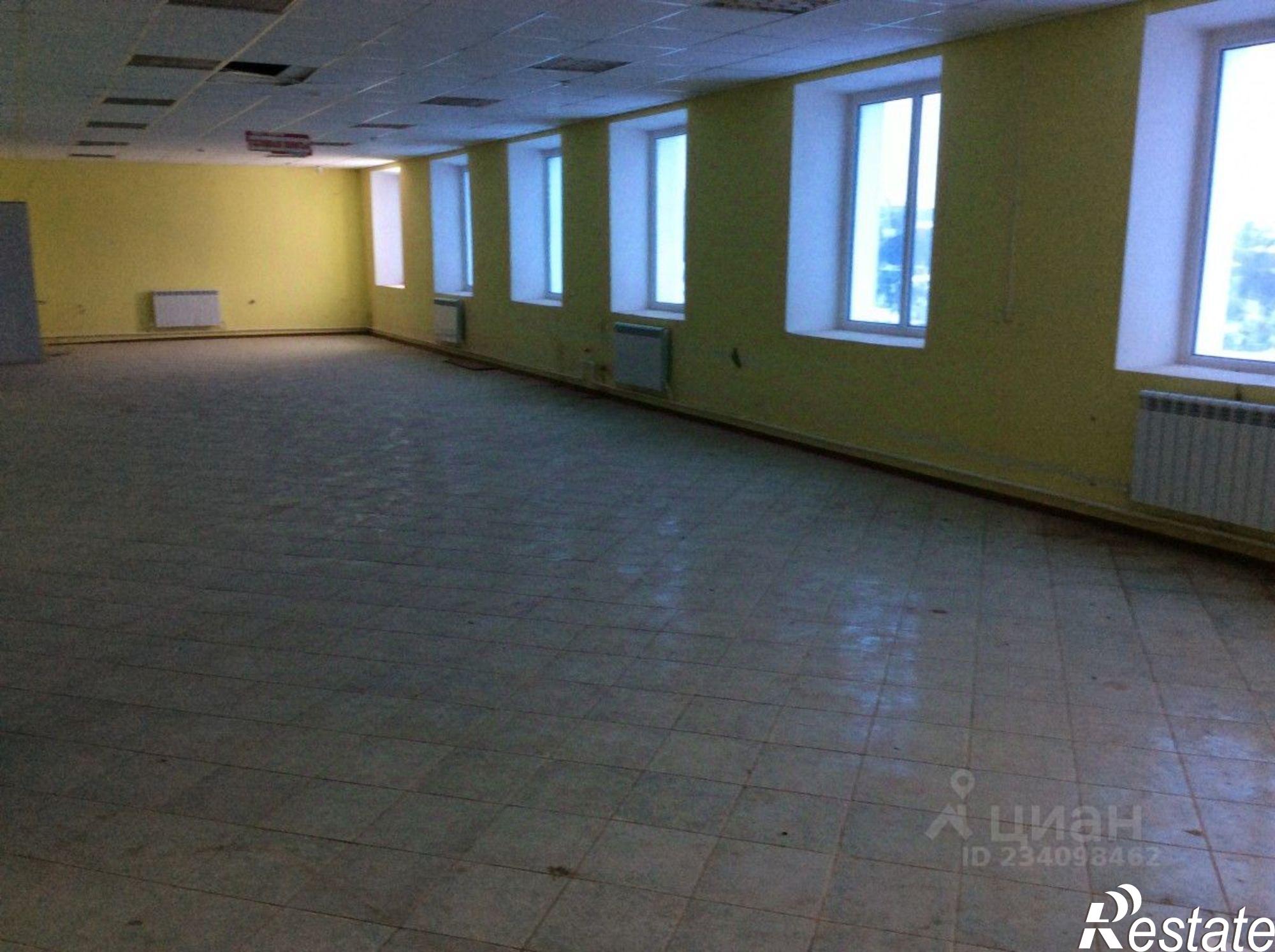 Купить помещение свободного назначения за 27 001 100 рублей на ул С.Сайдашева, 15