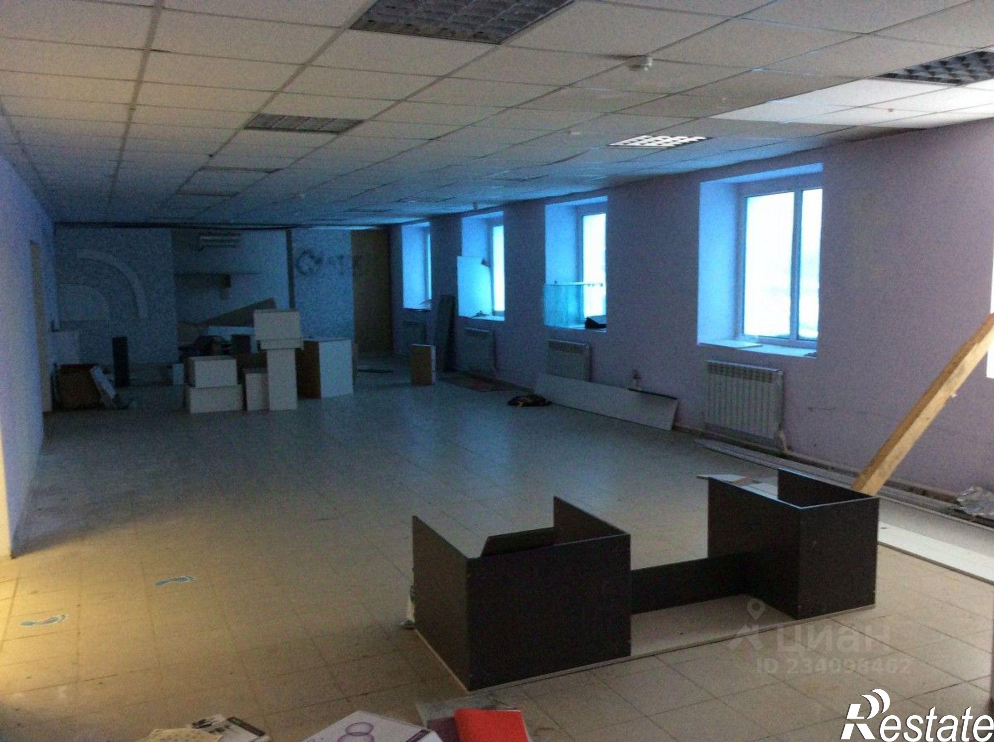 Купить помещение свободного назначения за 27 001 100 рублей на ул С.Сайдашева, 15