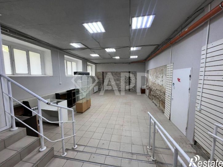 Помещение свободного назначения Комсомольская улица, 5,  д. 5