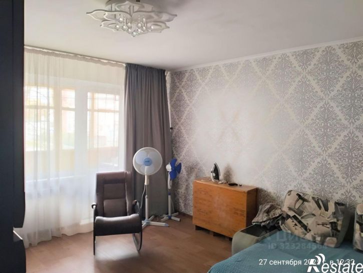 4-комн квартира улица Строителей, 4,  д. 4