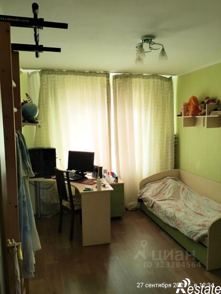 4-комн квартира улица Строителей, 4,  д. 4