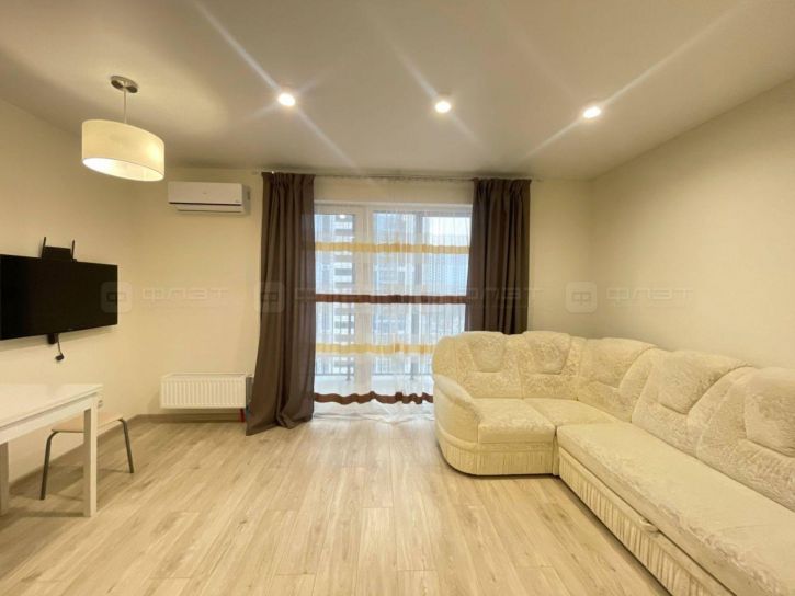 1-комн квартира ул. Теплых встреч д.1