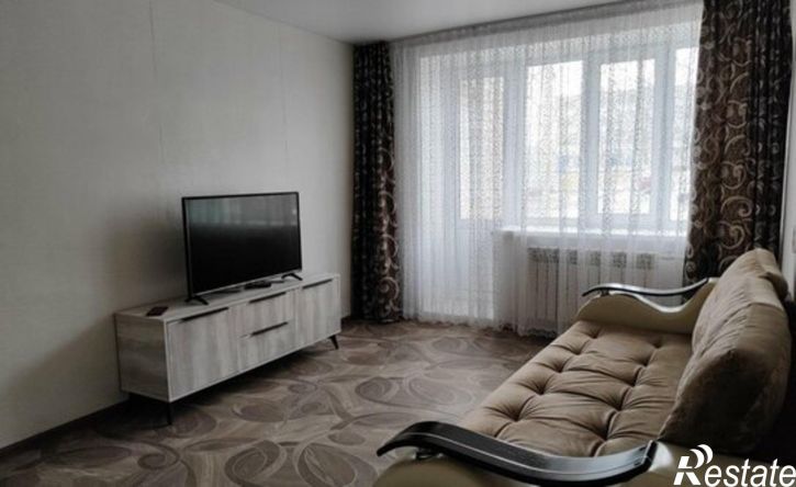 2-комн квартира улица Строителей, 13,  д. 13