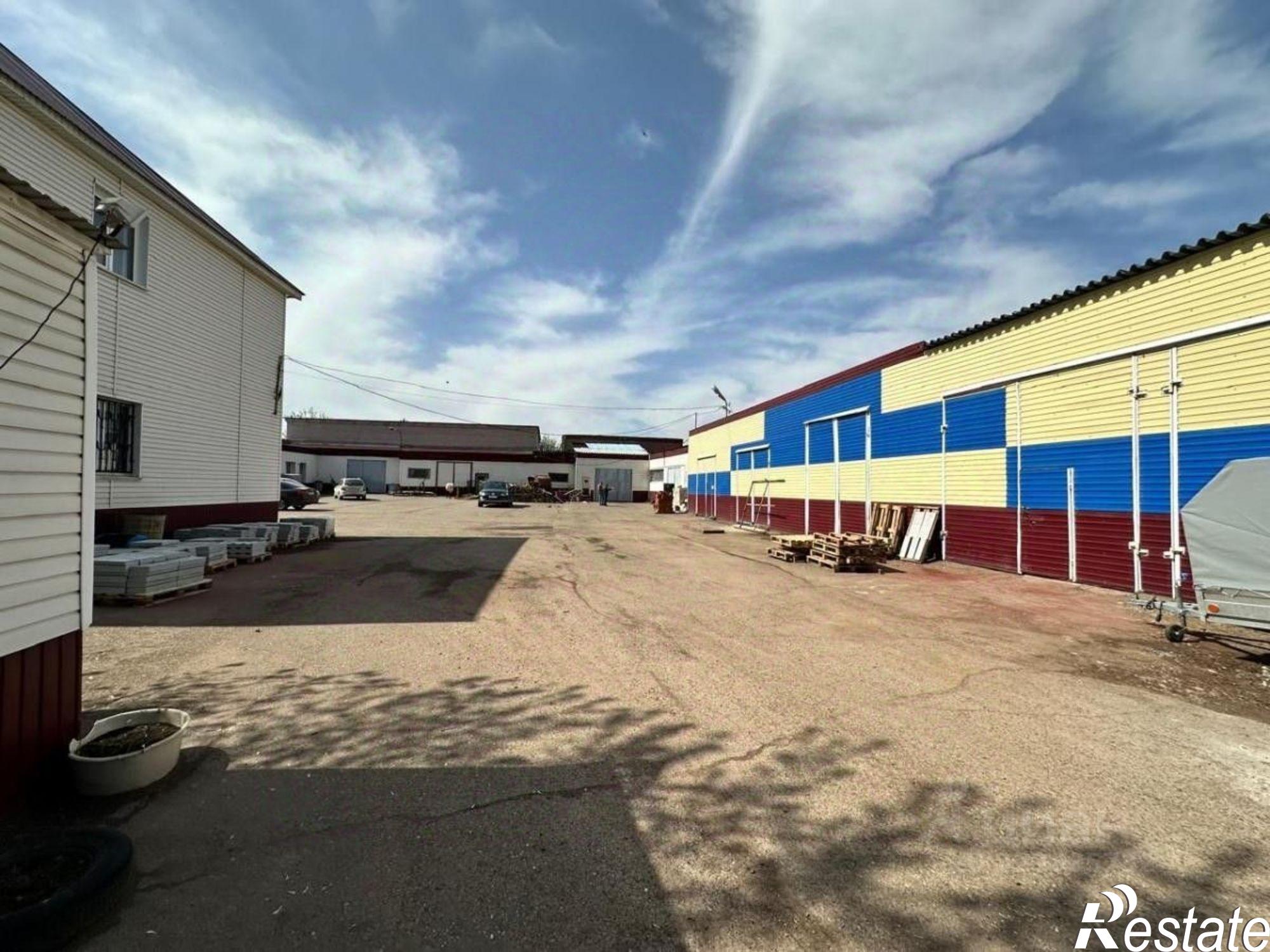 Купить помещение свободного назначения за 55 002 500 рублей на ул Строителей, 29