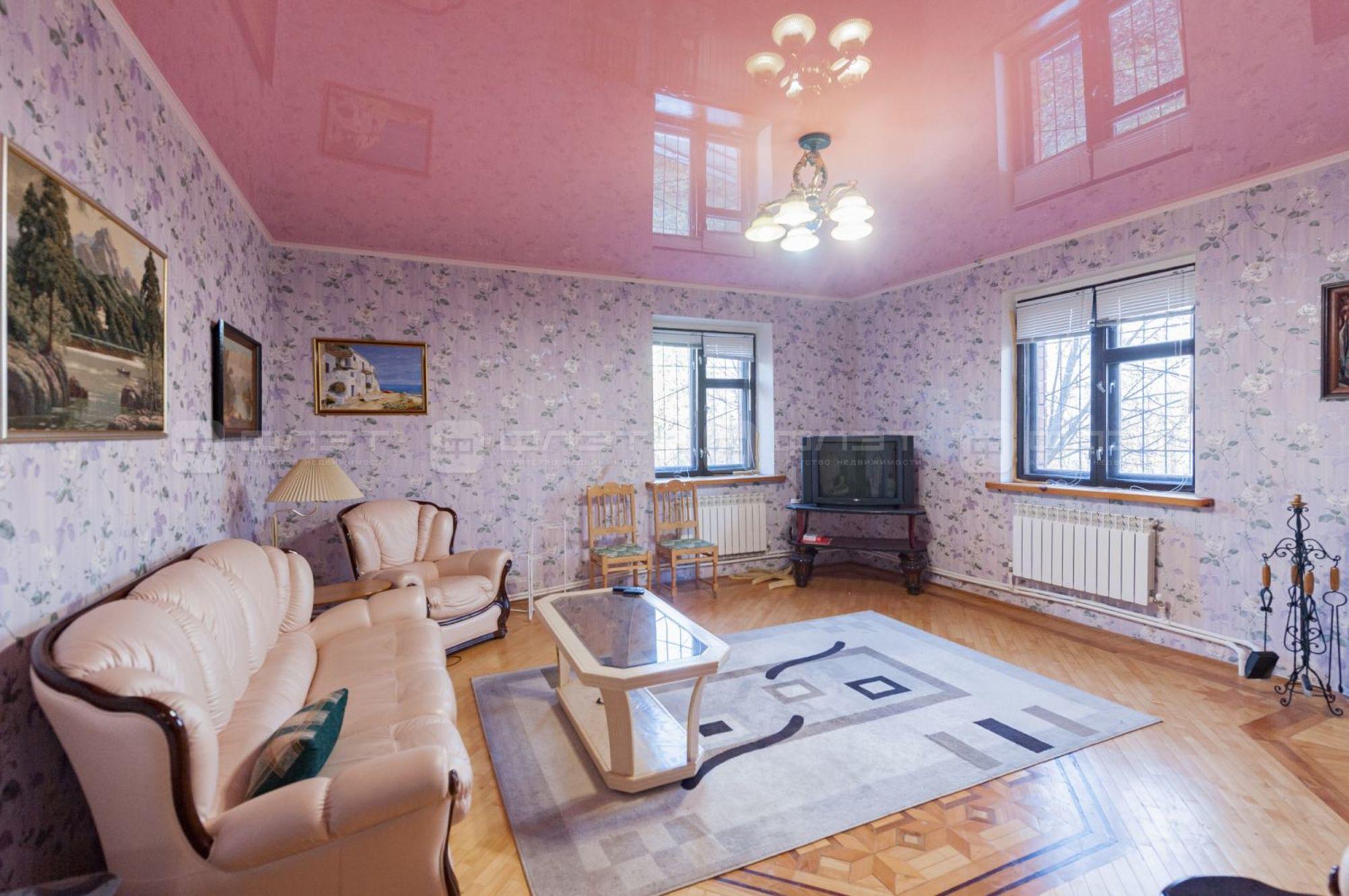 Купить дачу, дом, коттедж за 65 000 000 рублей на ул. Приозерная, дом 28А