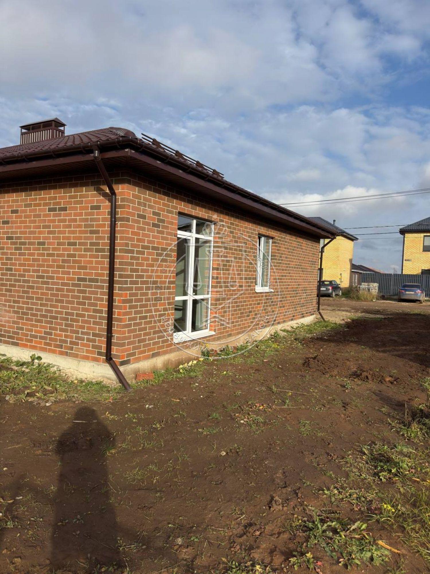 Купить дачу, дом, коттедж за 9 000 000 рублей на Тукаевская ул, 8