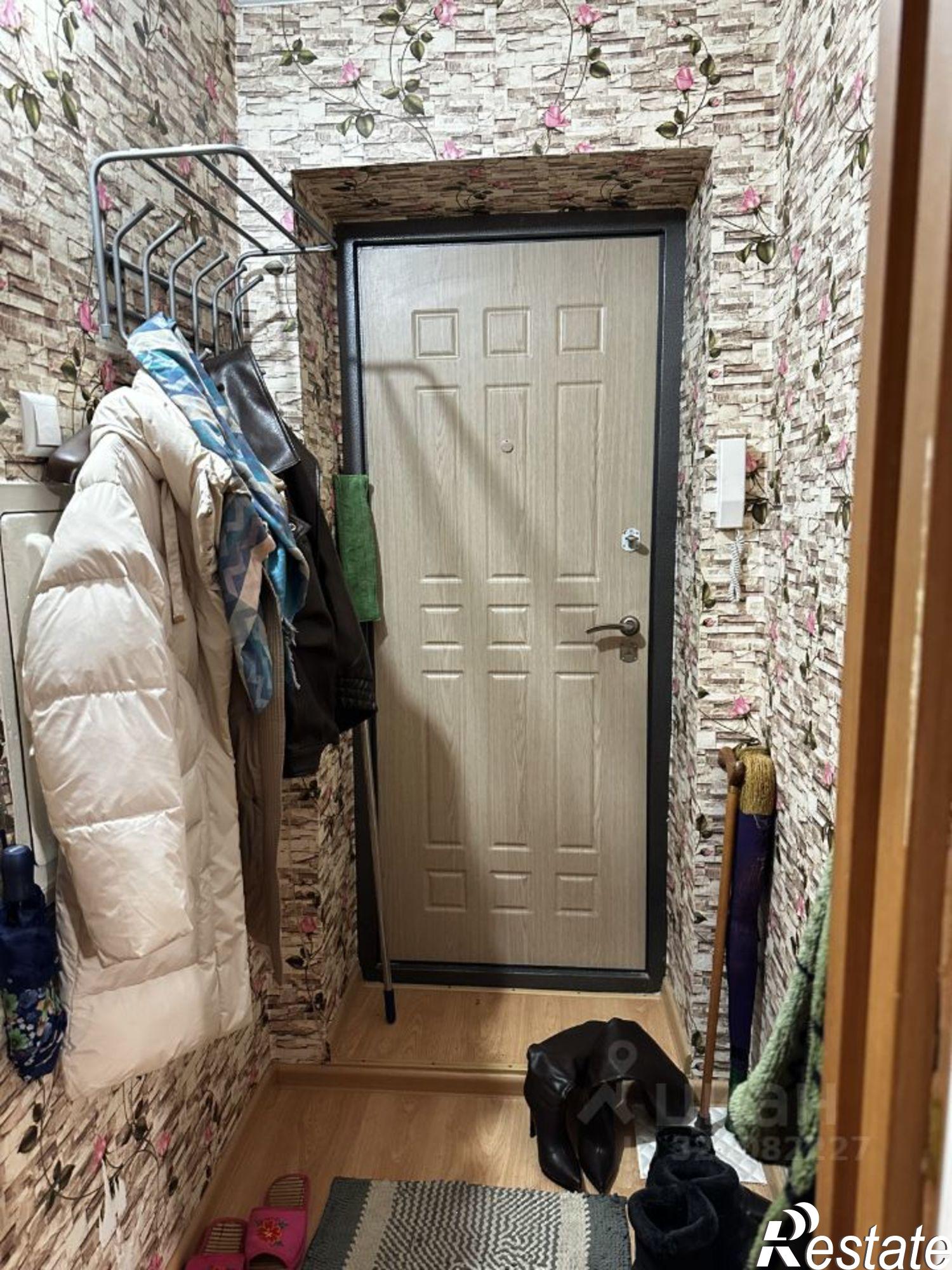 Купить квартиру за 1 800 000 рублей на Октябрьская улица, 10