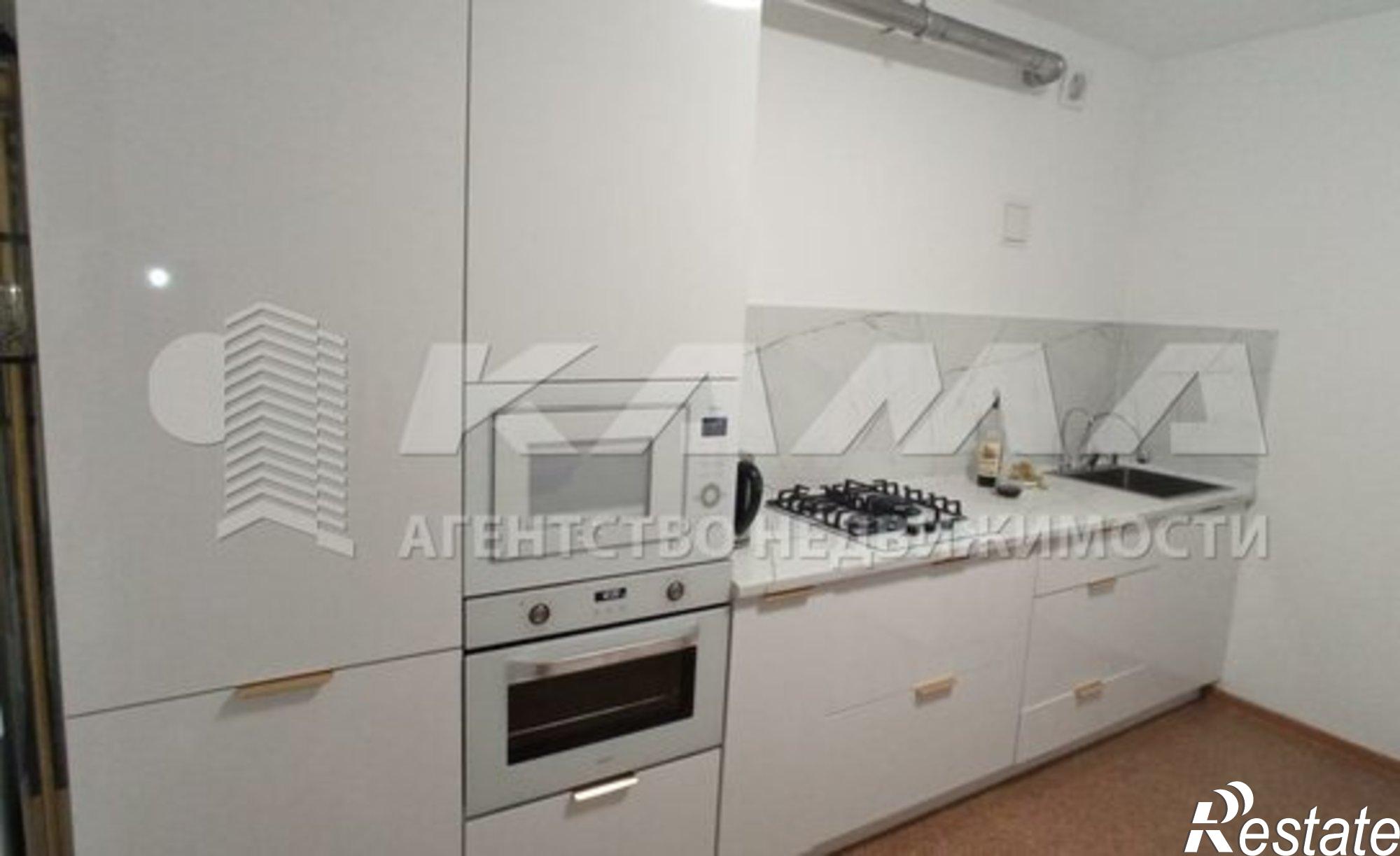 Купить квартиру за 5 099 000 рублей на Малая Покровская улица, 33А/3