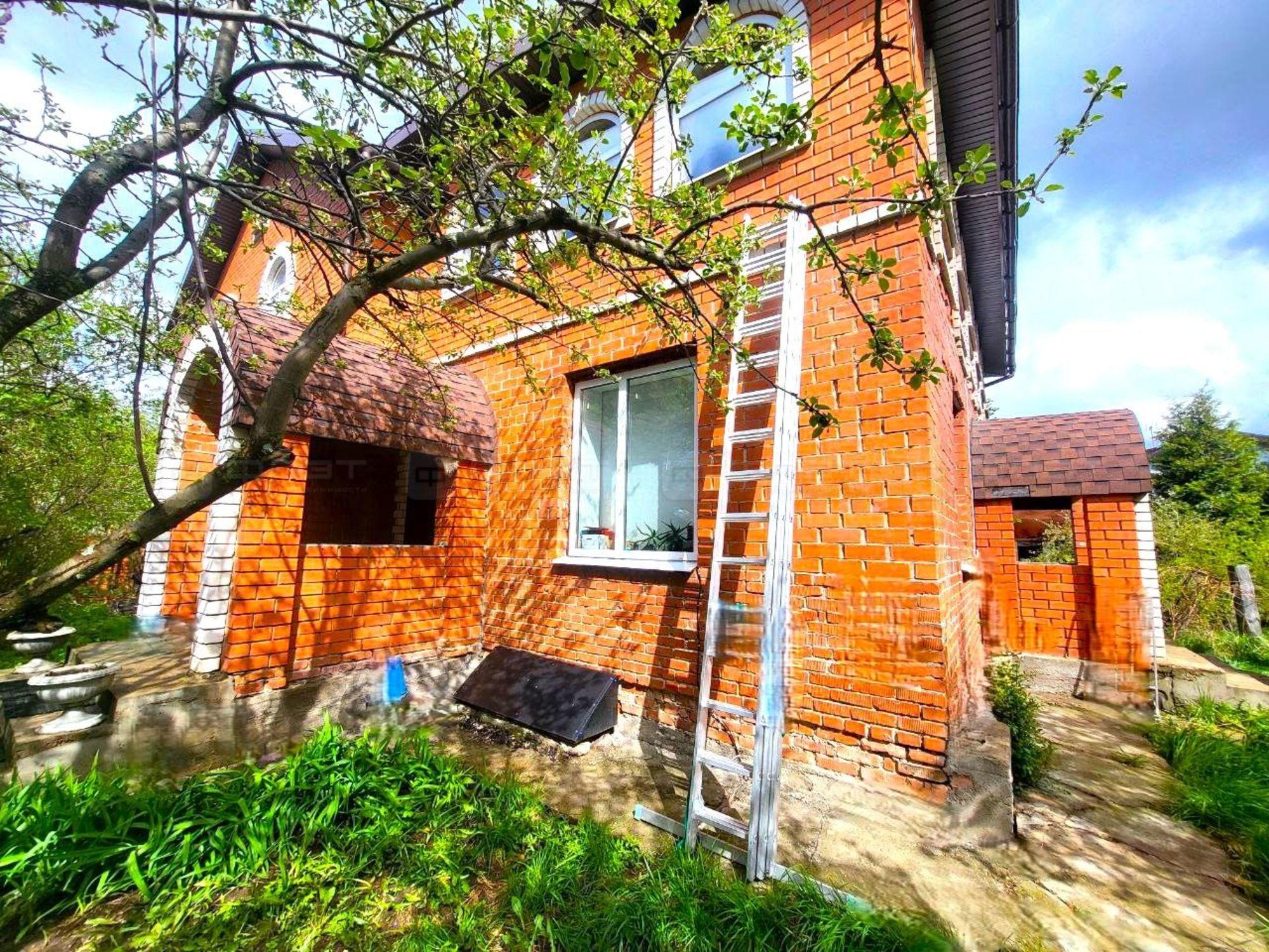 Купить дачу, дом, коттедж за 10 700 000 рублей на ул. Кооперативная