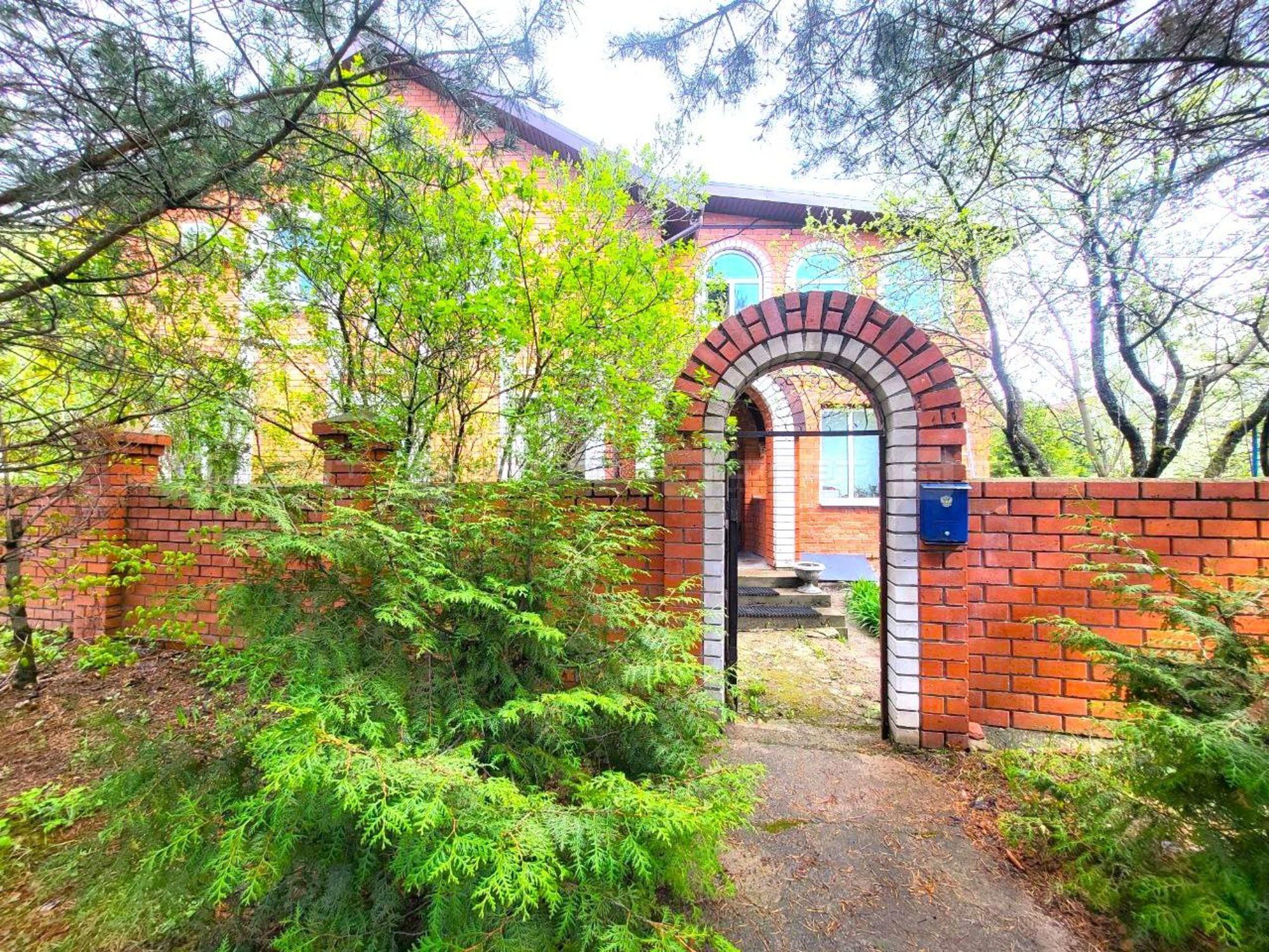 Купить дачу, дом, коттедж за 10 700 000 рублей на ул. Кооперативная