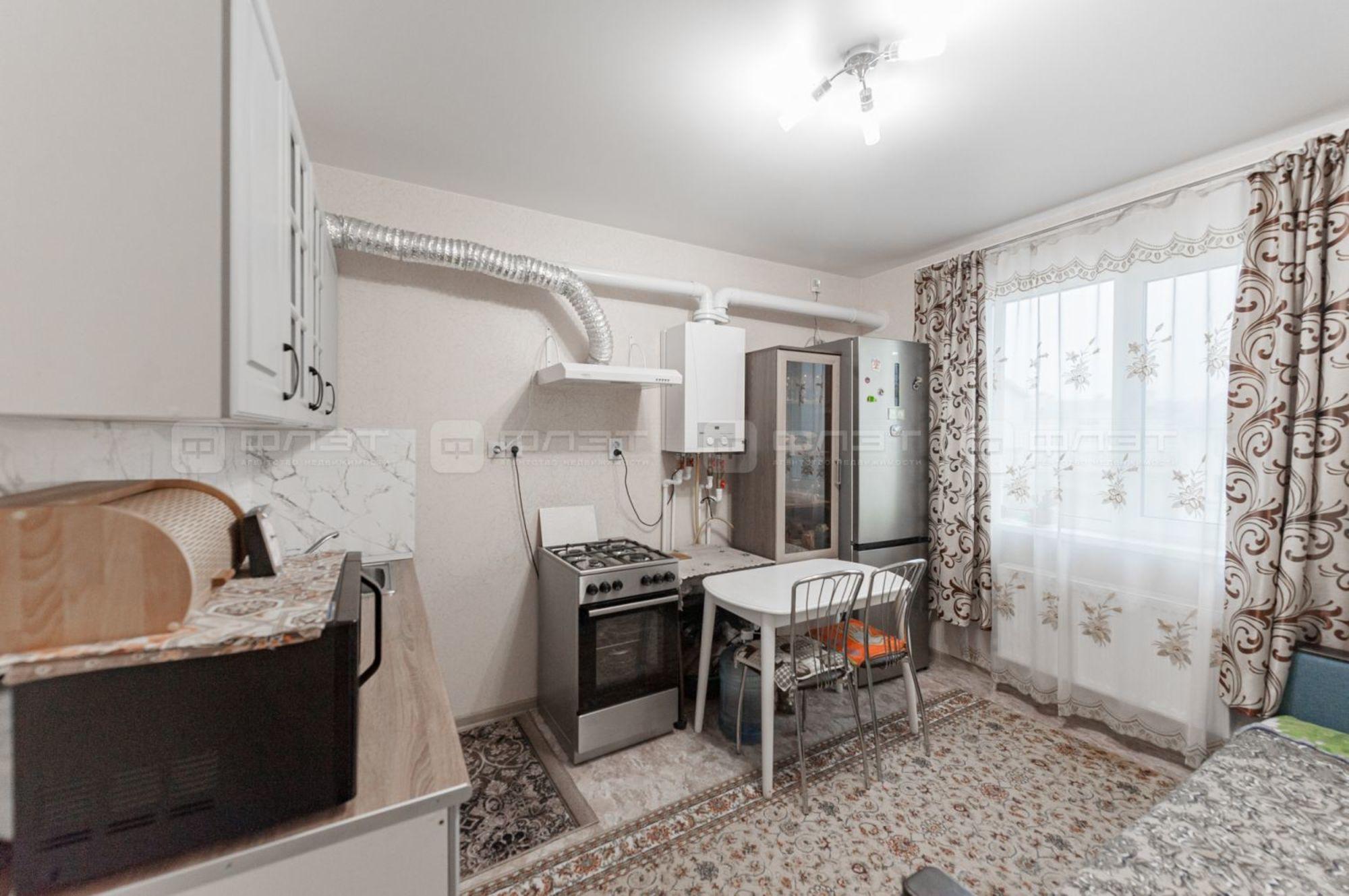 Купить квартиру за 4 100 000 рублей на 15-й квартал, дом 18