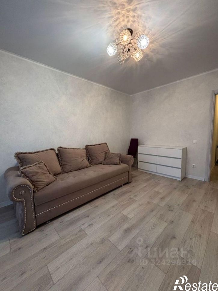 1-комн квартира пр-кт Строителей, 70А,  д. 70А