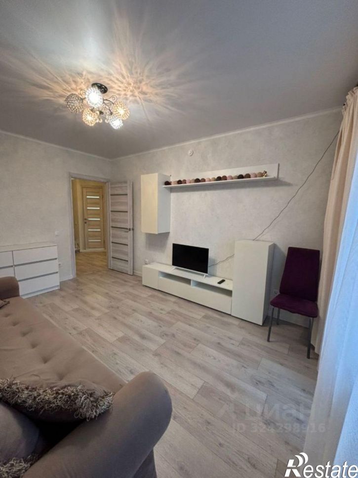 1-комн квартира пр-кт Строителей, 70А,  д. 70А