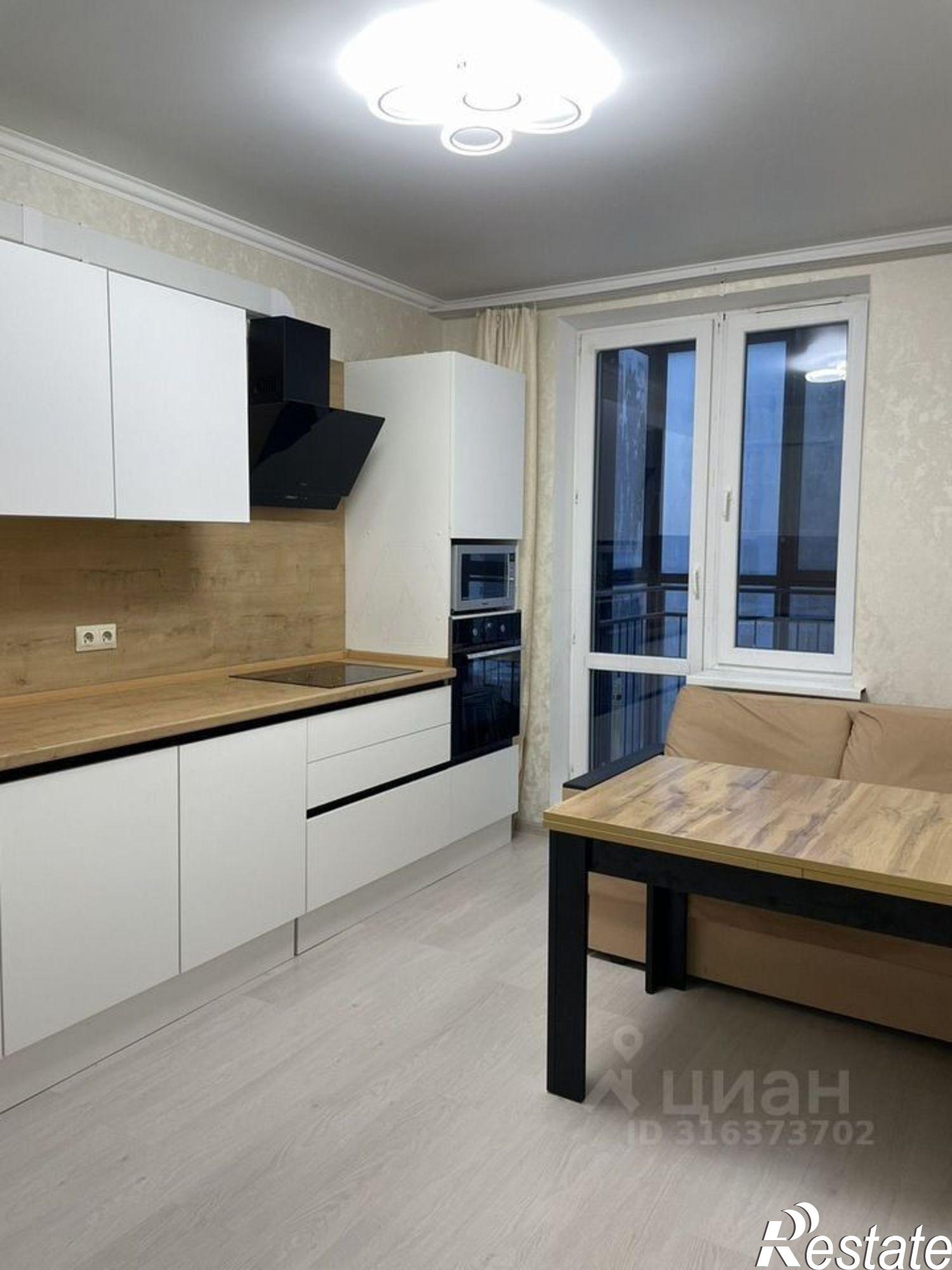 Сдать квартиру за 40 000 рублей на Казань, улица Родины, 24Б