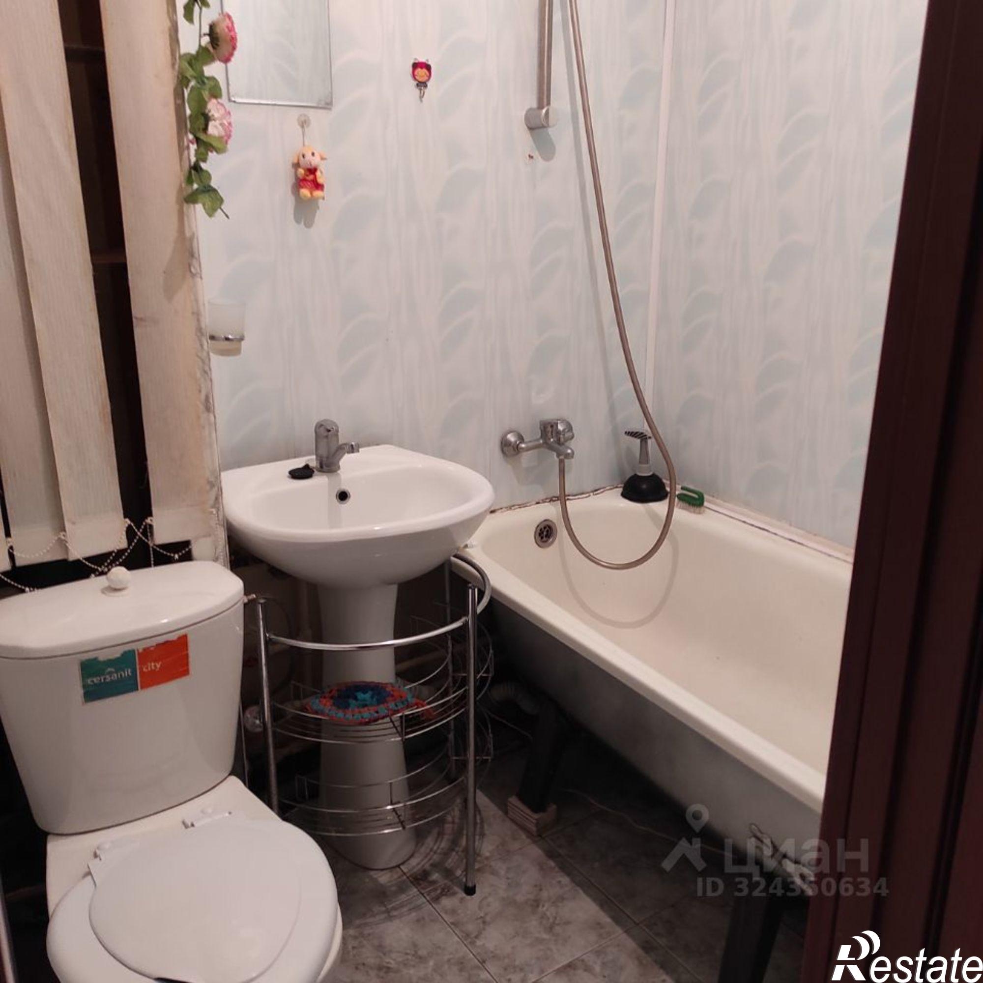 Сдать квартиру за 27 000 рублей на Казань, улица Короленко