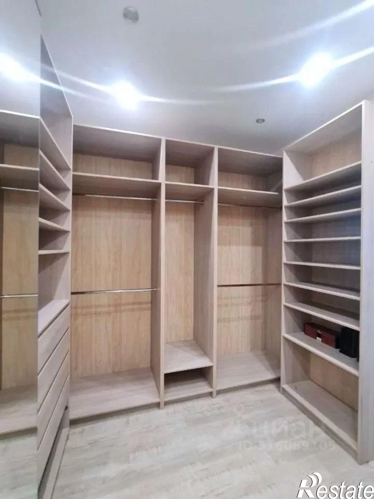 Сдать квартиру за 70 000 рублей на Казань