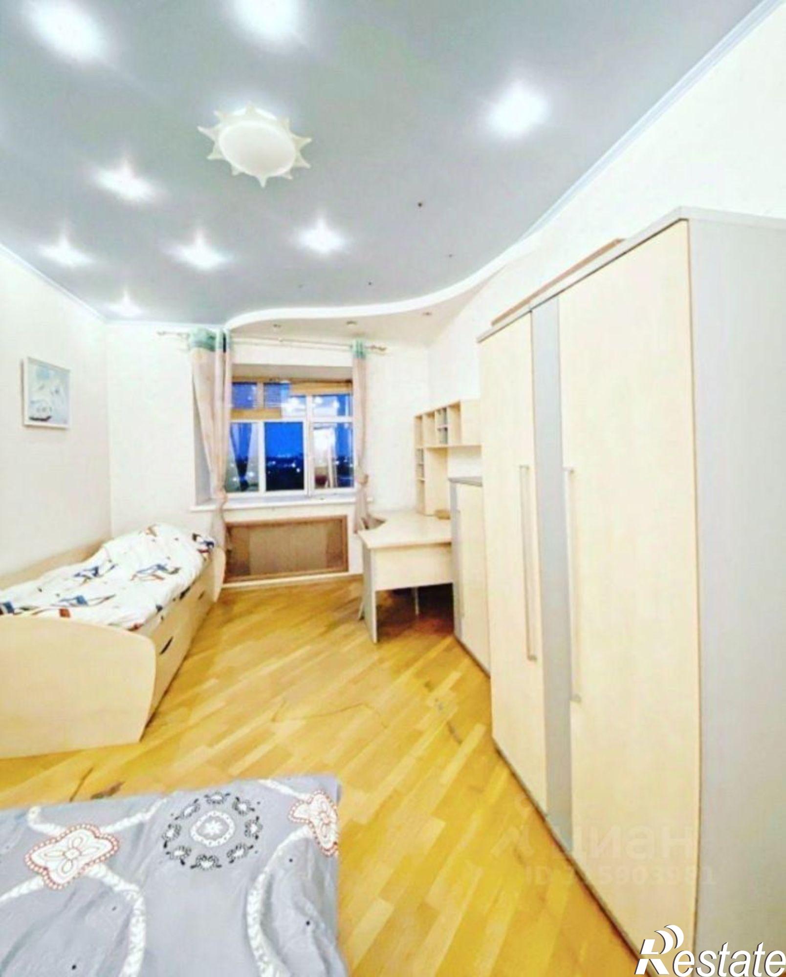 Сдать квартиру за 70 000 рублей на Казань