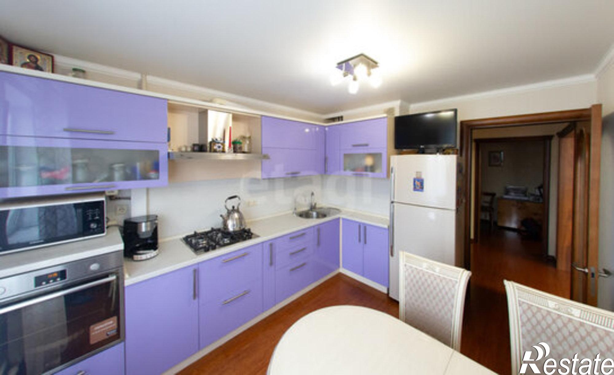 Купить квартиру за 9 800 000 рублей на улица Тельмана, 68