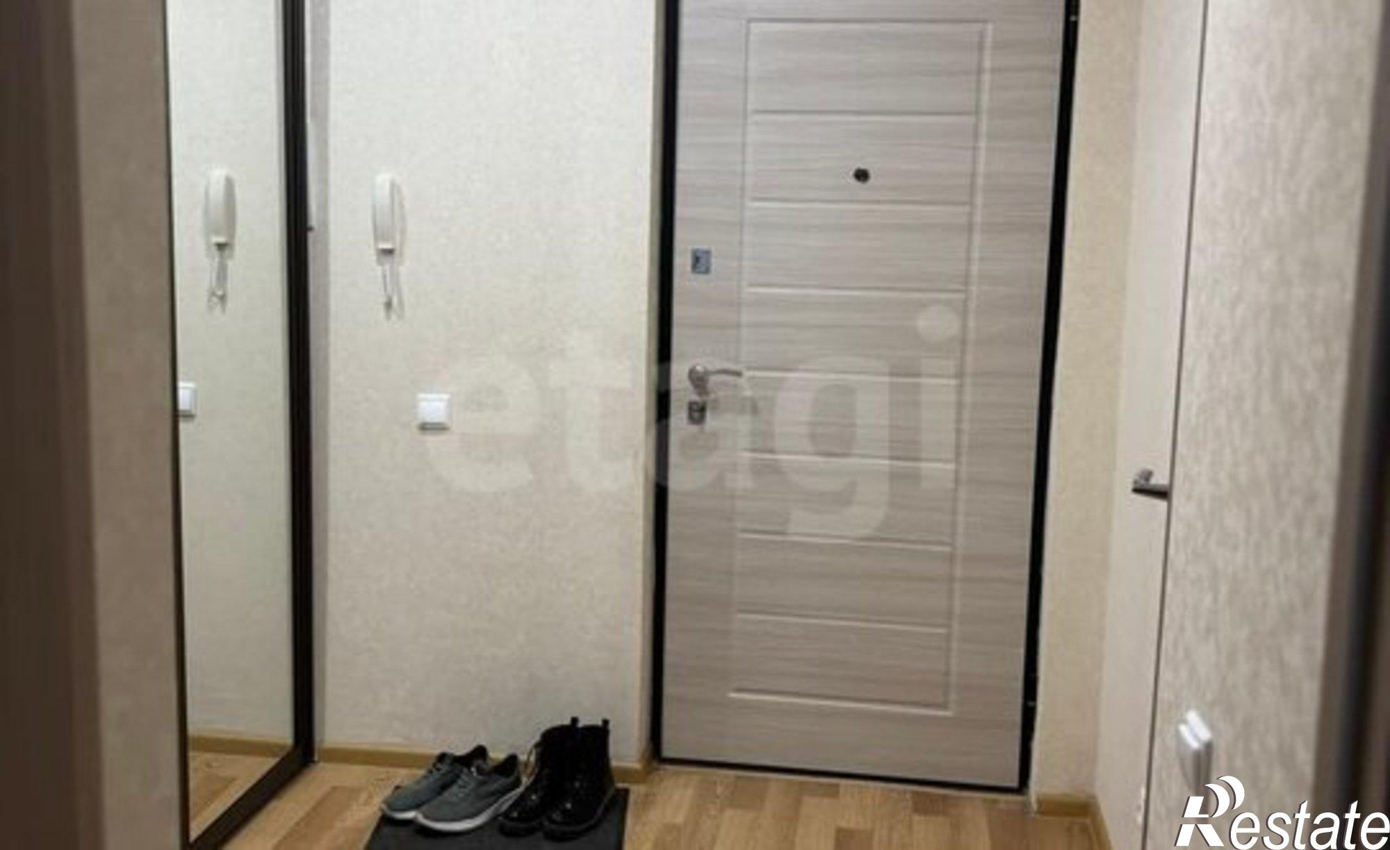 Купить квартиру за 4 600 000 рублей на проспект Строителей, 80