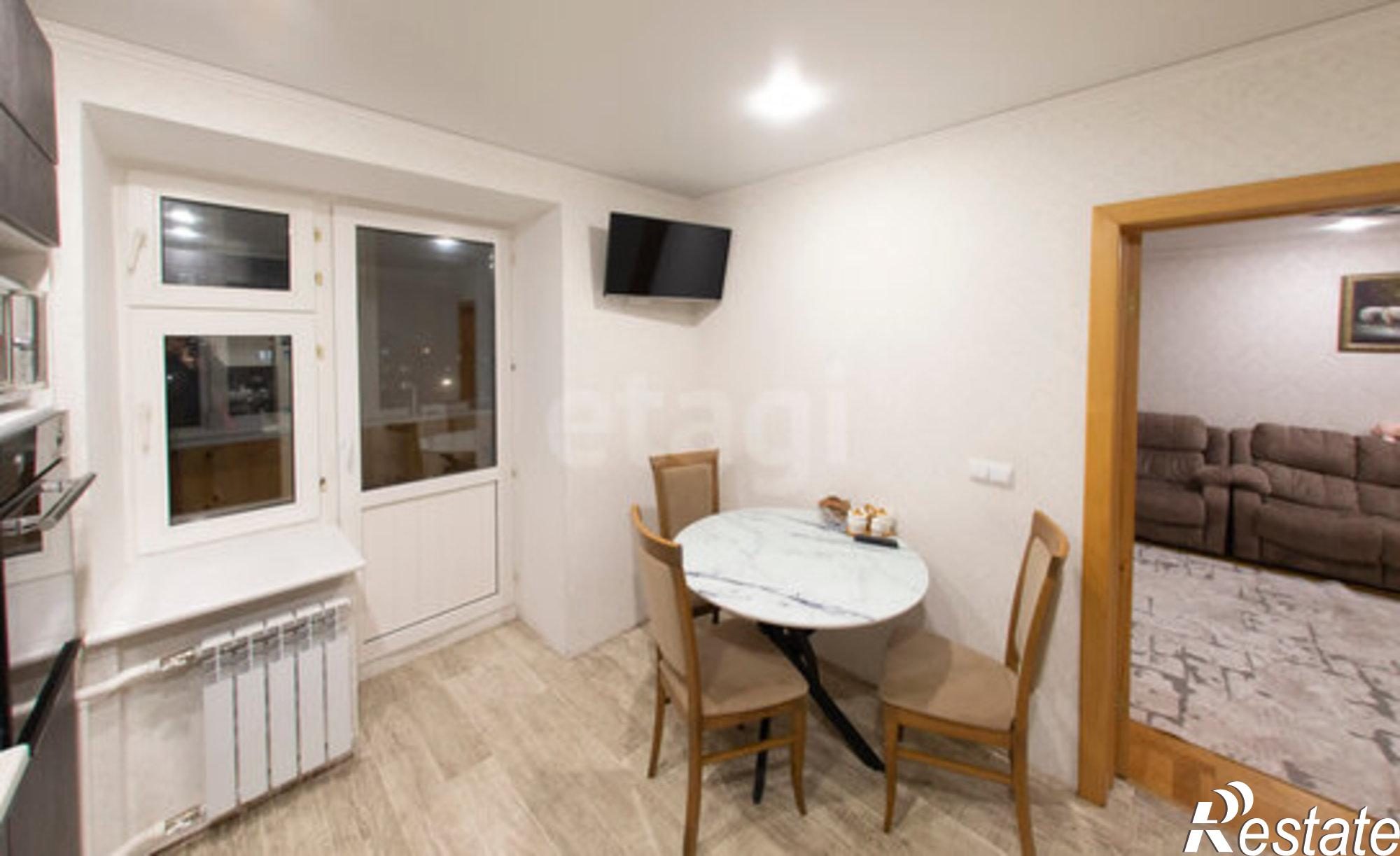 Купить квартиру за 10 500 000 рублей на Габдуллы Тукая пр-кт, 51