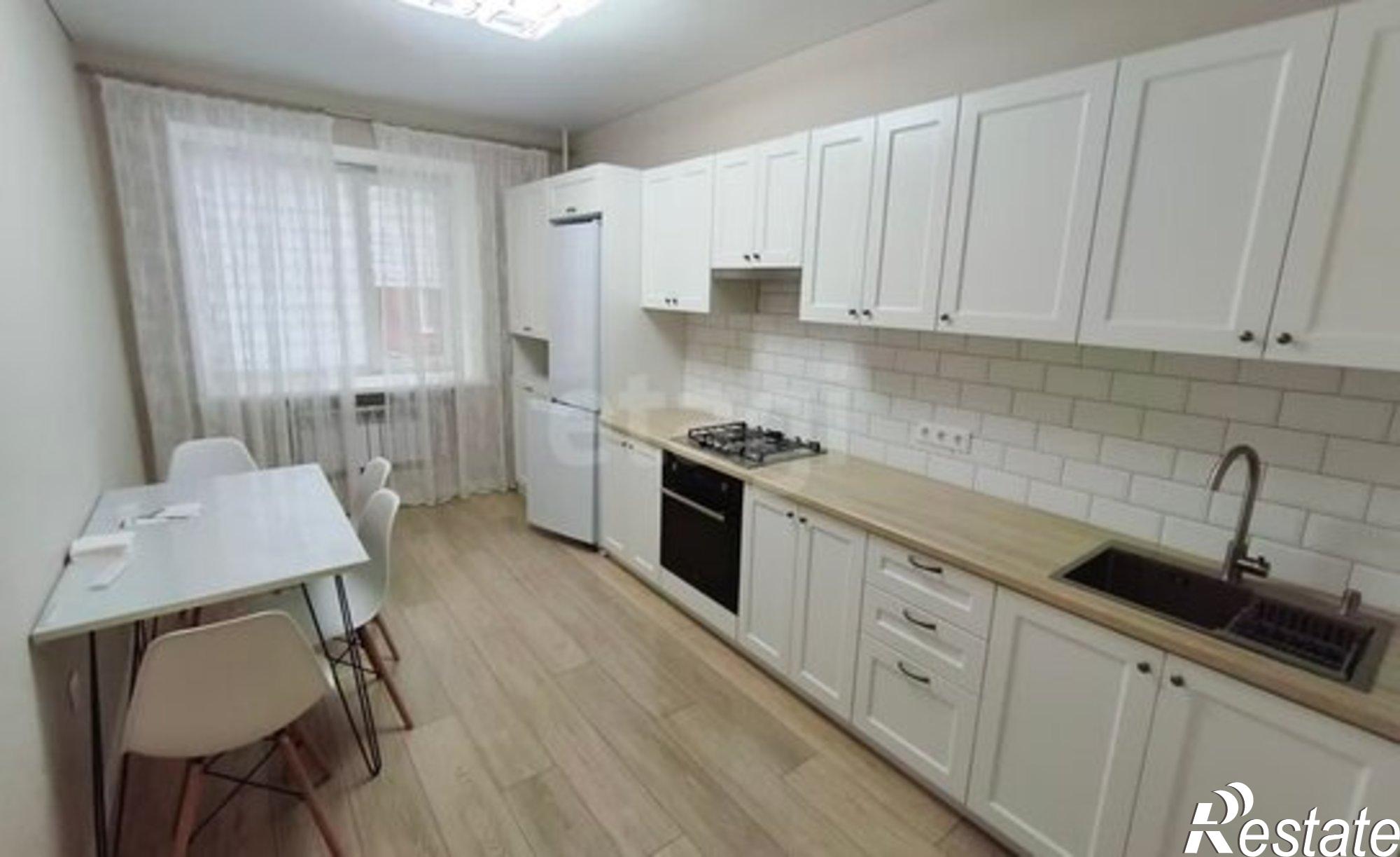 Купить квартиру за 6 200 000 рублей на проспект Строителей, 61