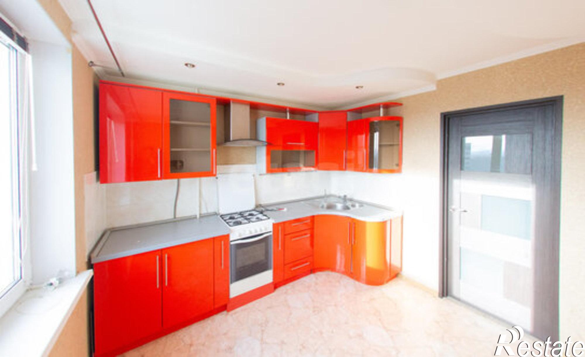 Купить квартиру за 6 700 000 рублей на пр-кт Строителей, 20Б