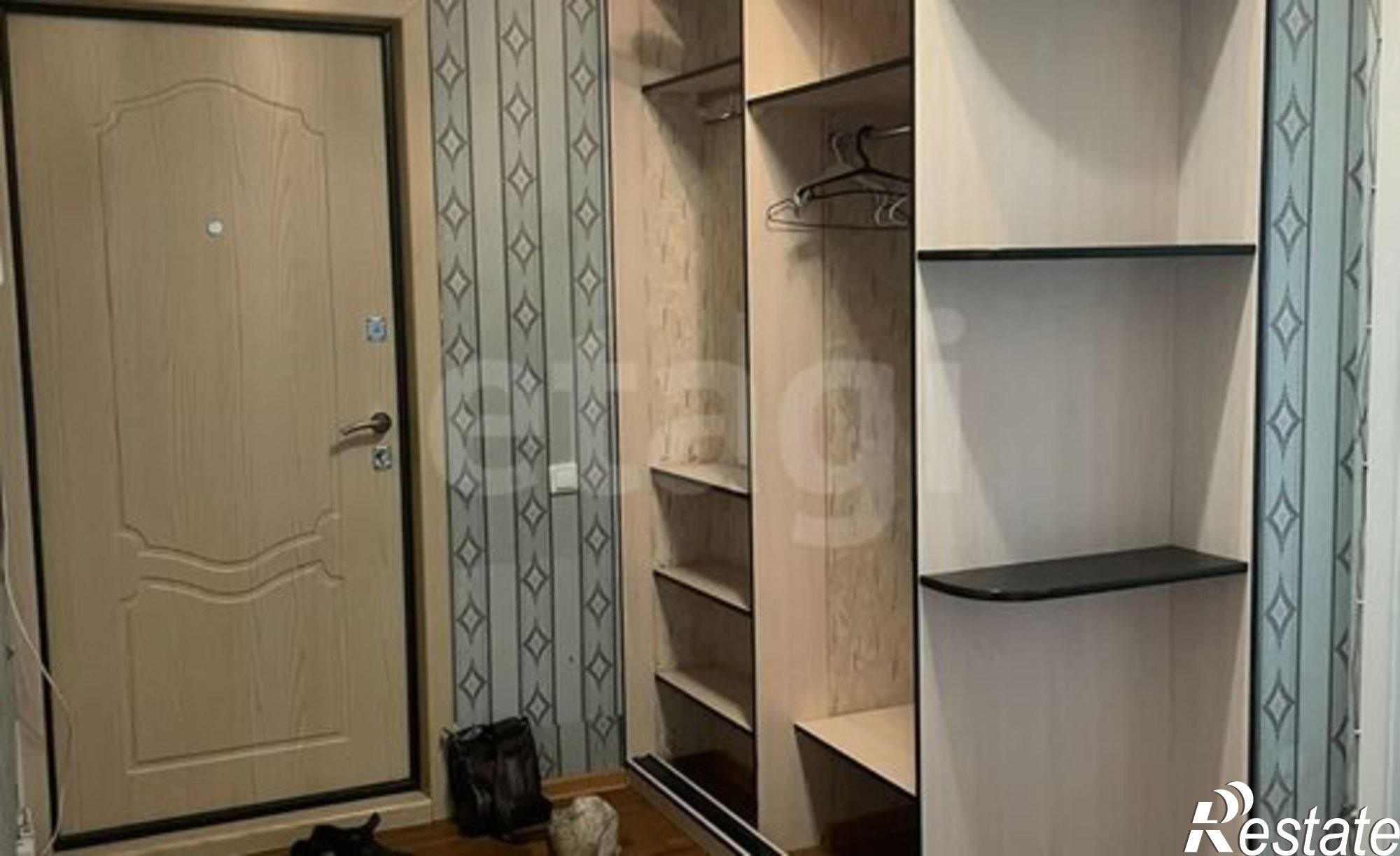 Купить квартиру за 6 100 000 рублей на проспект Строителей, 68