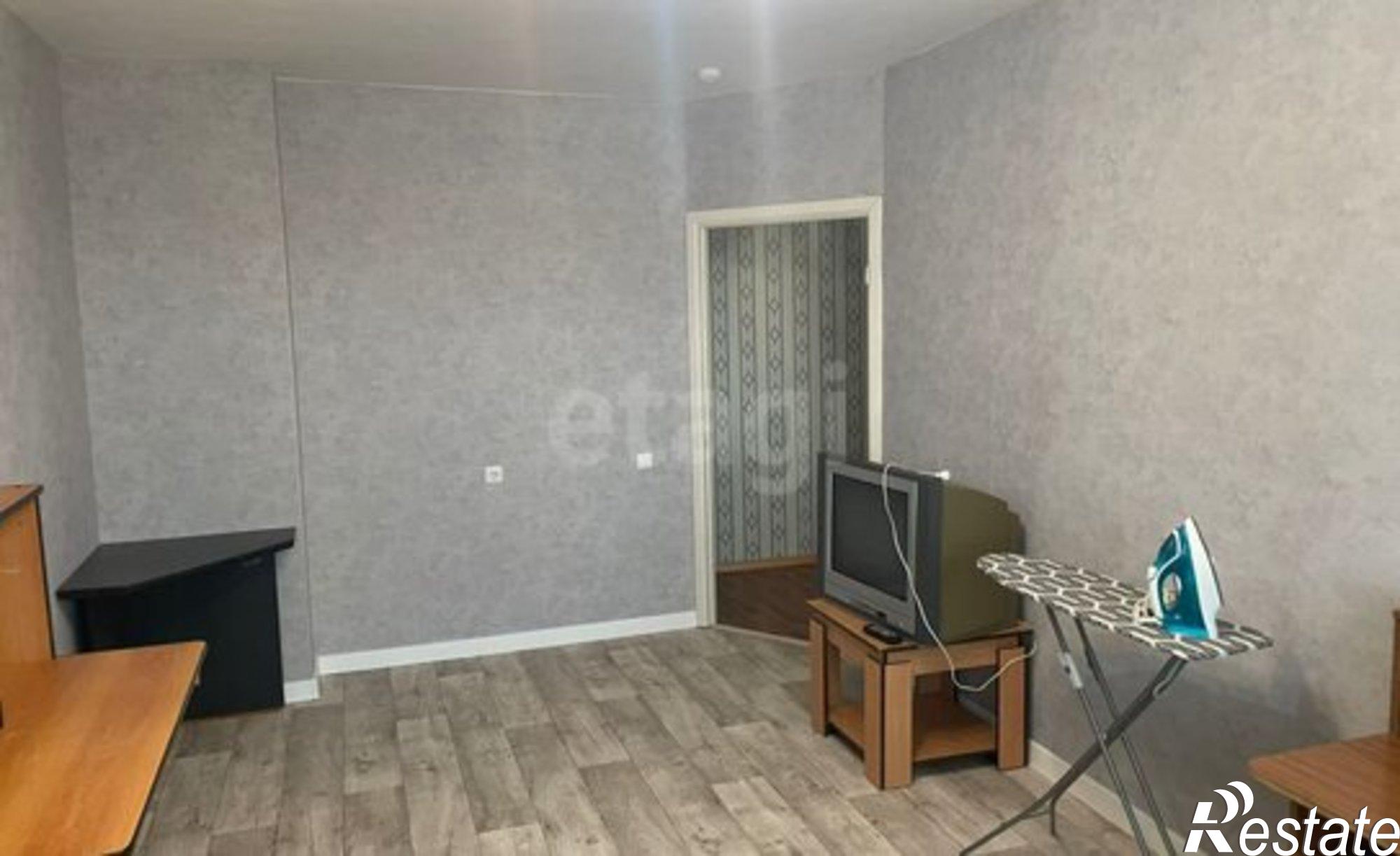 Купить квартиру за 6 100 000 рублей на проспект Строителей, 68